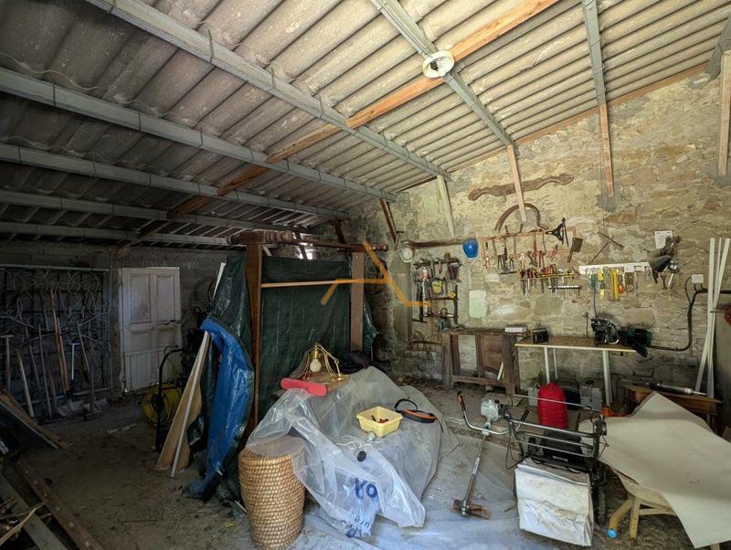 Maison en pierre - 140 m² - 6 pièces