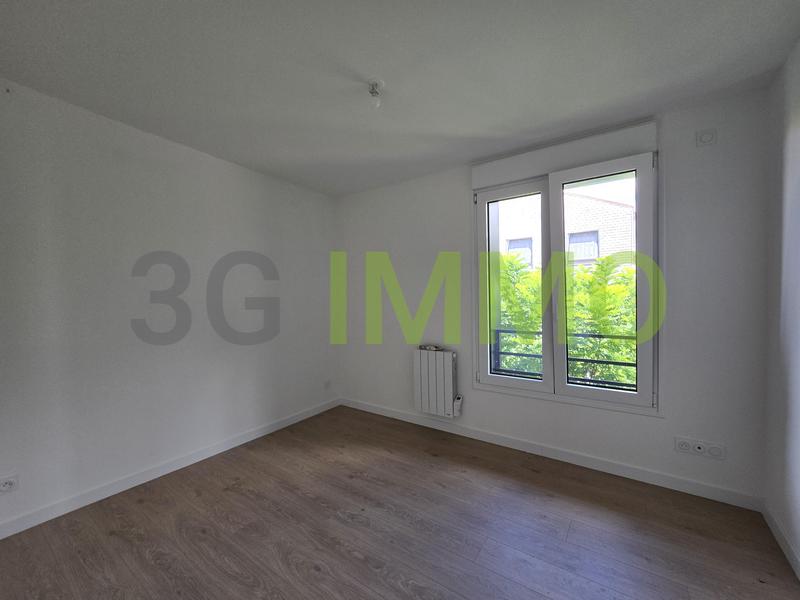 Appartement - 90 m² - 4 pièces