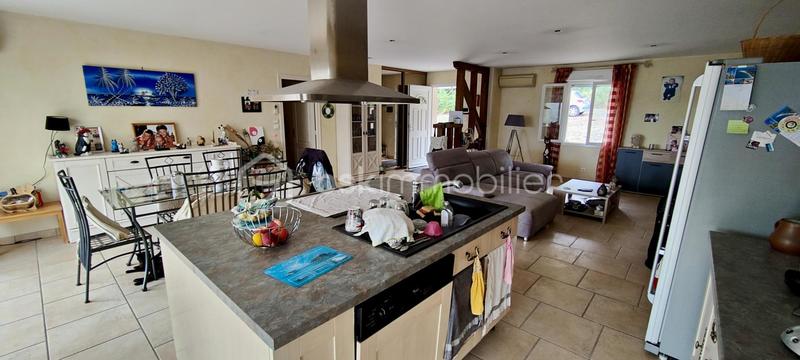 Pavillon - 145 m² - 7 pièces