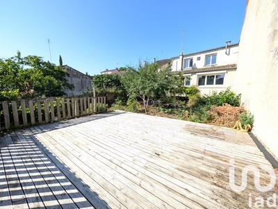 Maison - 350 m² - 9 pièces