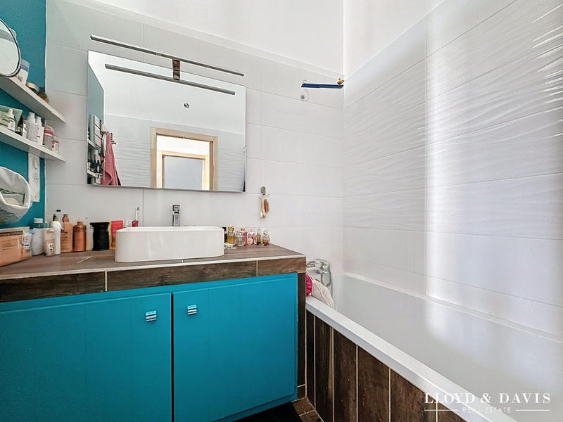 Maison - 183 m² - 6 pièces