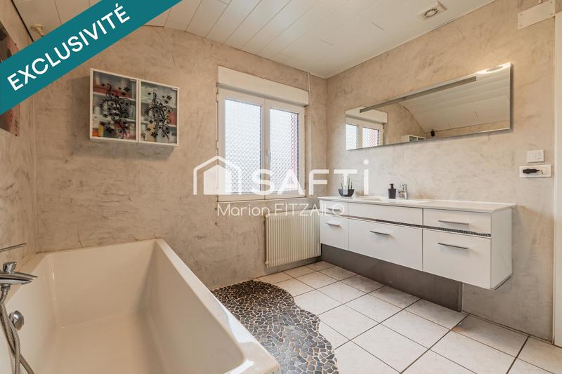 Maison - 121 m² - 4 pièces