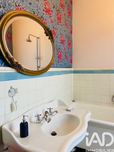 Maison de ville - 200 m² - 10 pièces