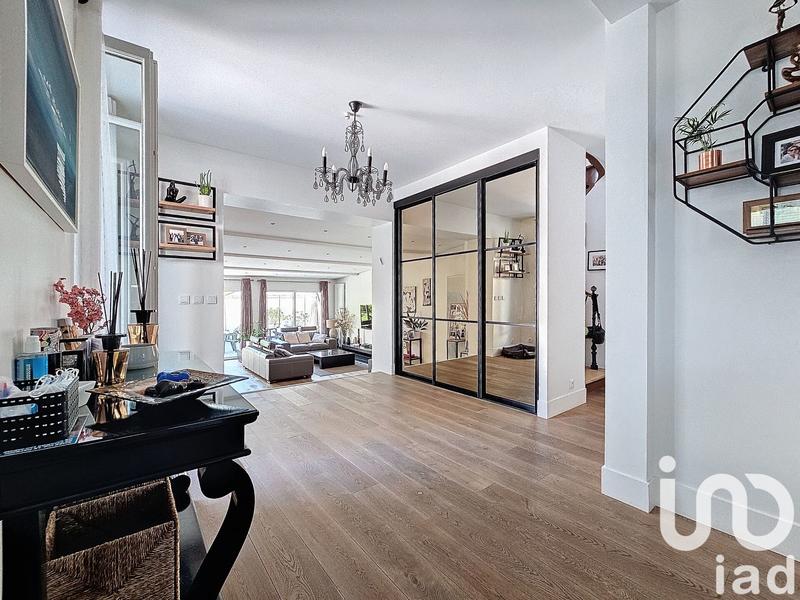 Maison - 170 m² - 7 pièces