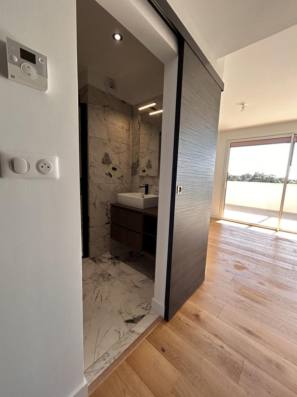 Appartement - 97 m² - 5 pièces