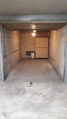 Parking / Garage - 12 m²