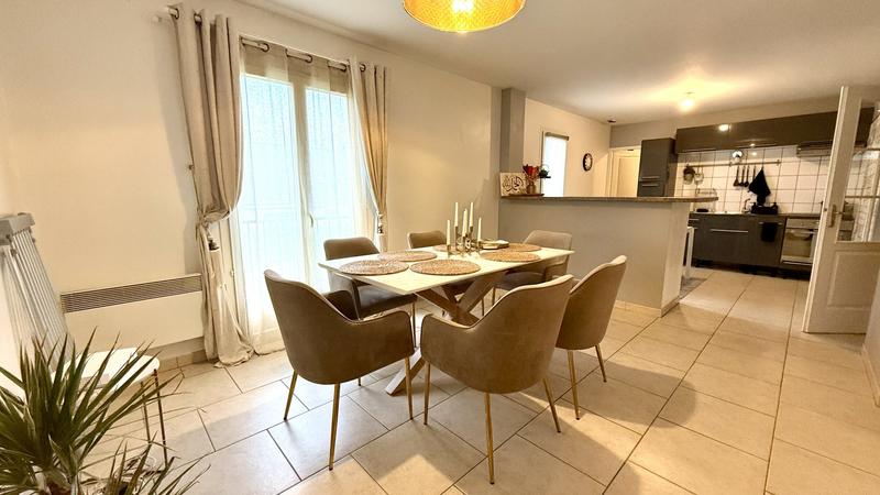 Maison - 100 m² - 5 pièces