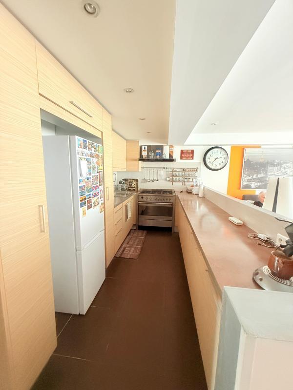 Appartement - 91 m² - 2 pièces