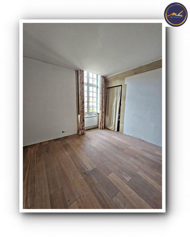 Manoir - 340 m² - 8 pièces