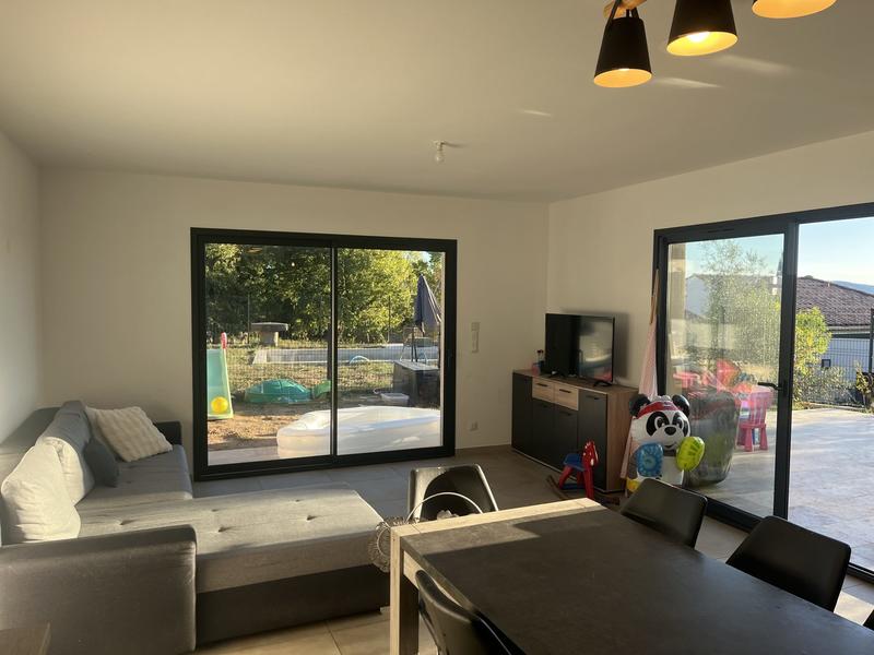 Maison - 105 m² - 4 pièces