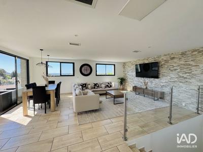 Maison - 150 m² - 4 pièces