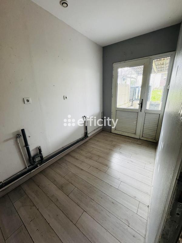 Maison de ville - 87 m² - 5 pièces