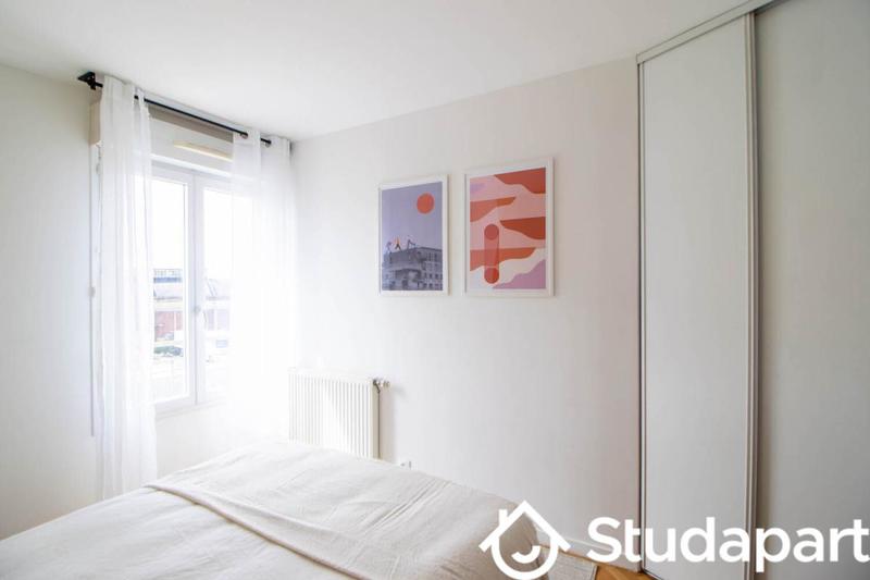 Chambre - 12 m² - 1 pièce