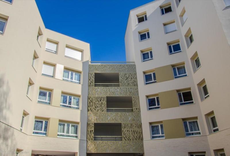 Appartement - 98 m² - 5 pièces