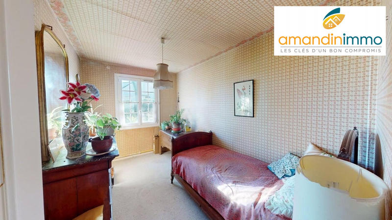 Maison - 172 m² - 8 pièces