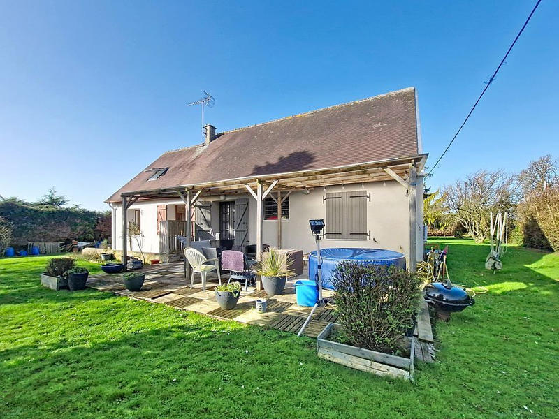 Maison - 95 m² - 5 pièces