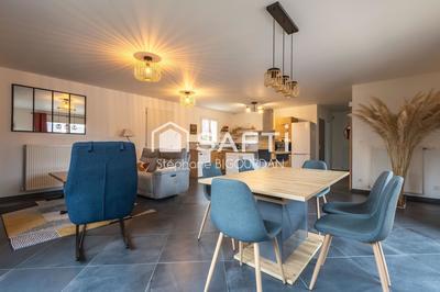 Maison - 101 m² - 6 pièces