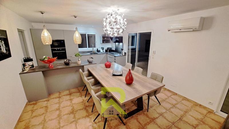 Villa - 170 m² - 5 pièces