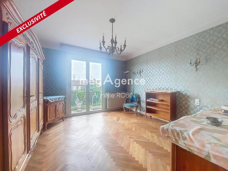 Maison - 172 m² - 8 pièces