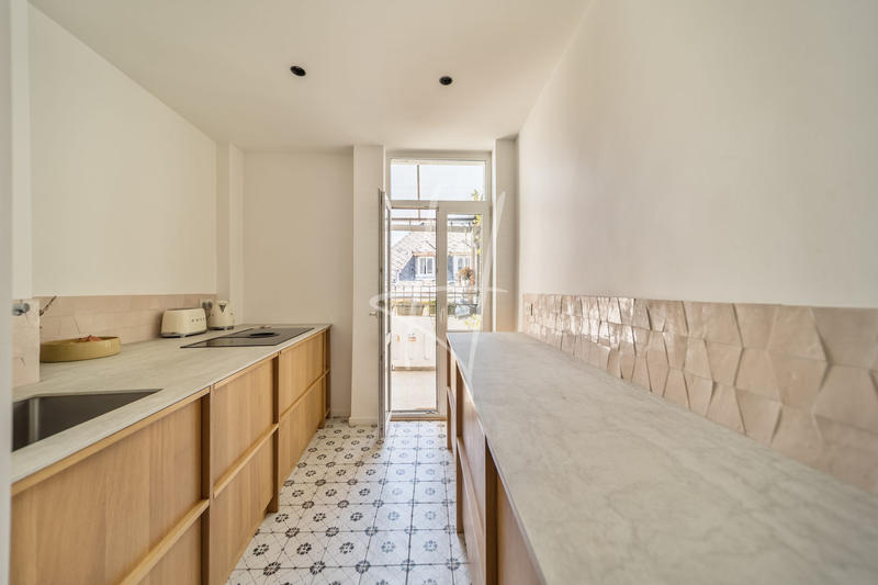 Appartement - 134 m² - 6 pièces