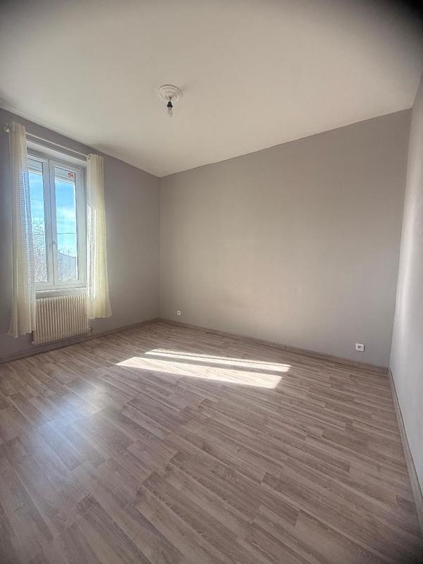 Maison - 96 m² - 4 pièces