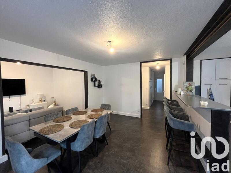 Appartement - 90 m² - 4 pièces