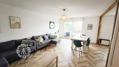 Maison - 81 m² - 4 pièces