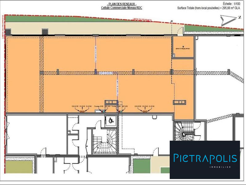 Local commercial - 297 m²
