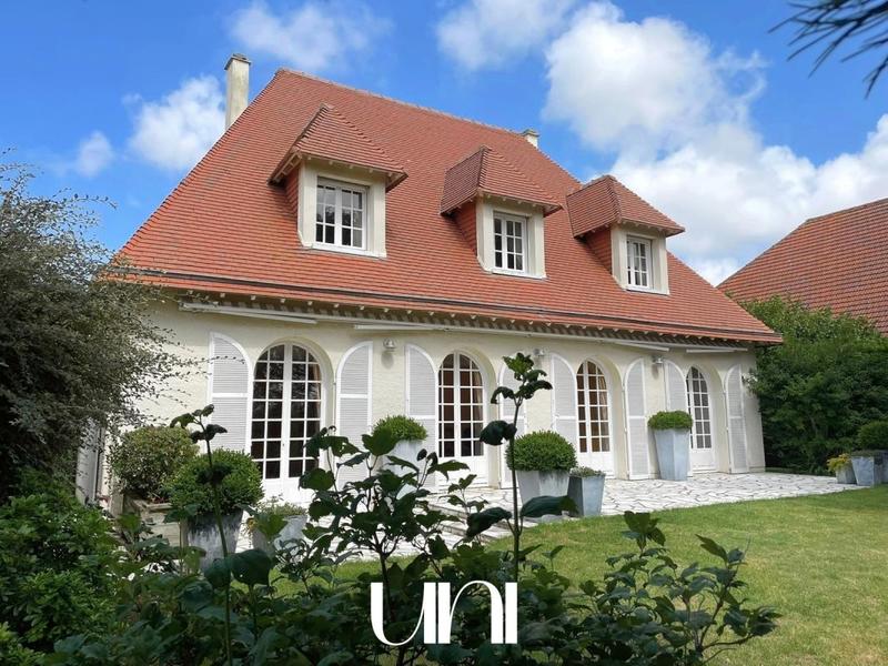 Maison - 165 m² - 5 pièces