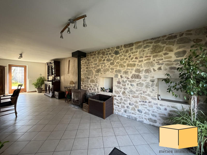 Maison - 148 m² - 5 pièces