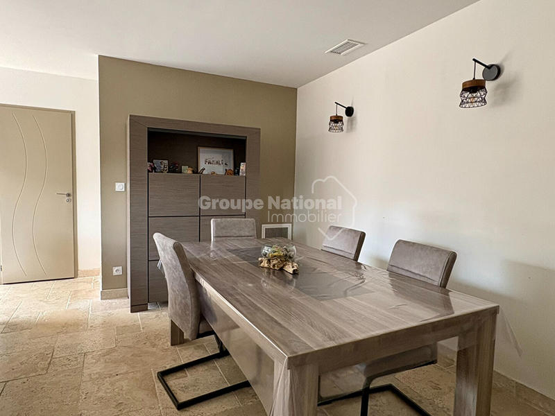 Villa - 90 m² - 4 pièces