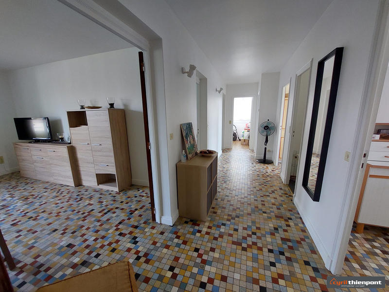 Maison - 177 m² - 8 pièces