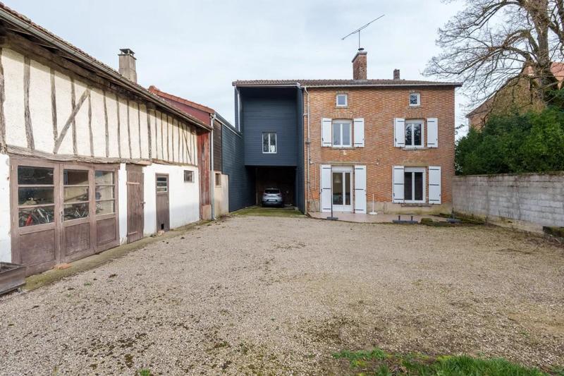 Maison - 274 m² - 7 pièces