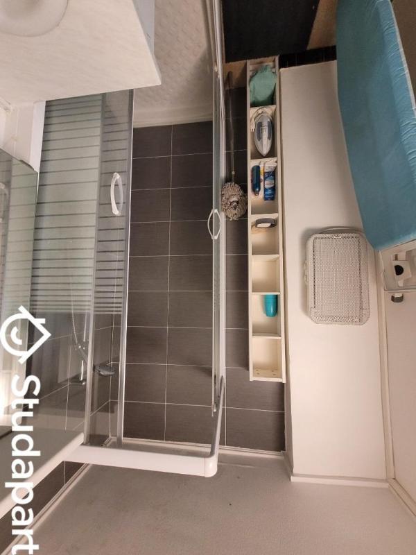 Chambre - 9 m² - 1 pièce