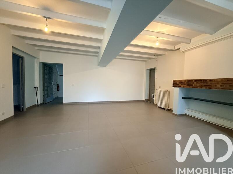 Maison - 296 m² - 11 pièces