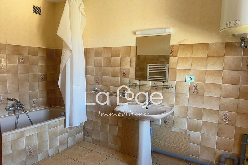 Local commercial - 200 m²