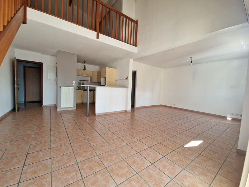 Appartement - 85 m² - 3 pièces