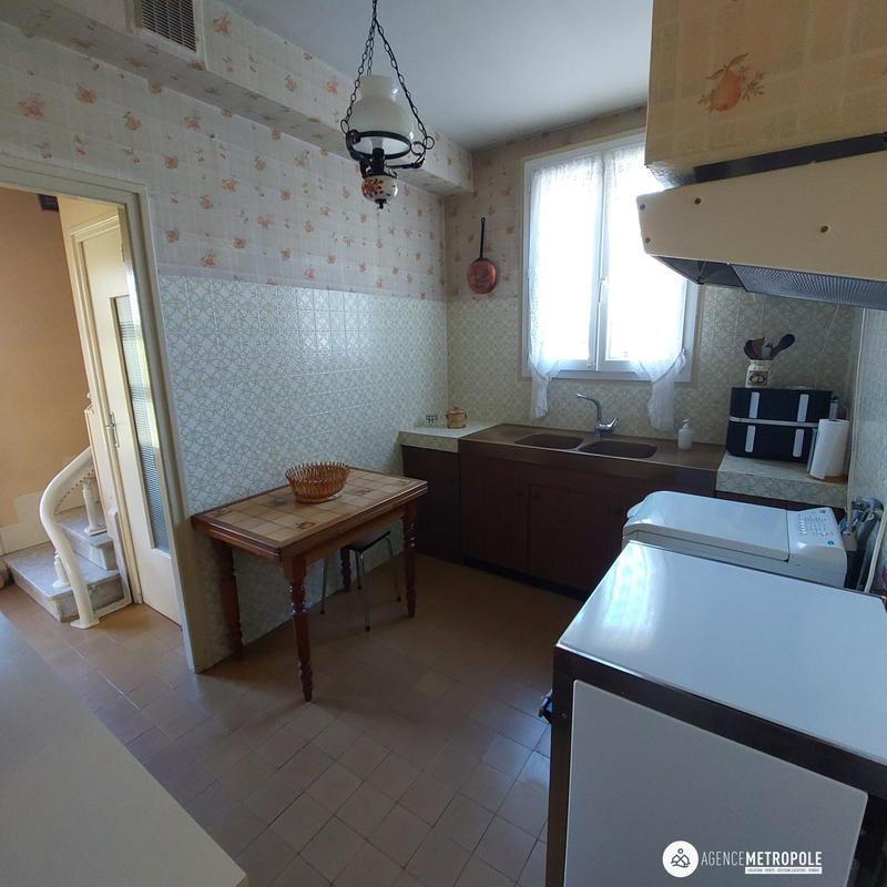 Maison - 93 m² - 5 pièces