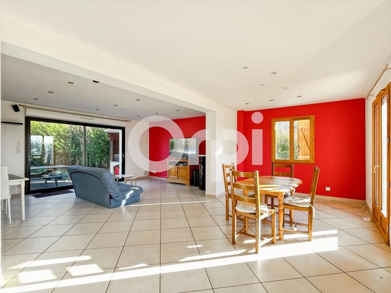 Maison - 209 m² - 6 pièces