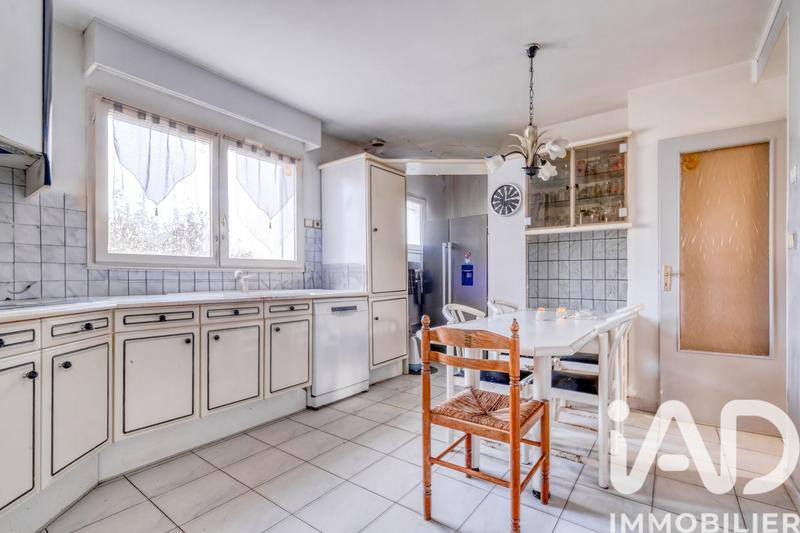Maison - 167 m² - 7 pièces