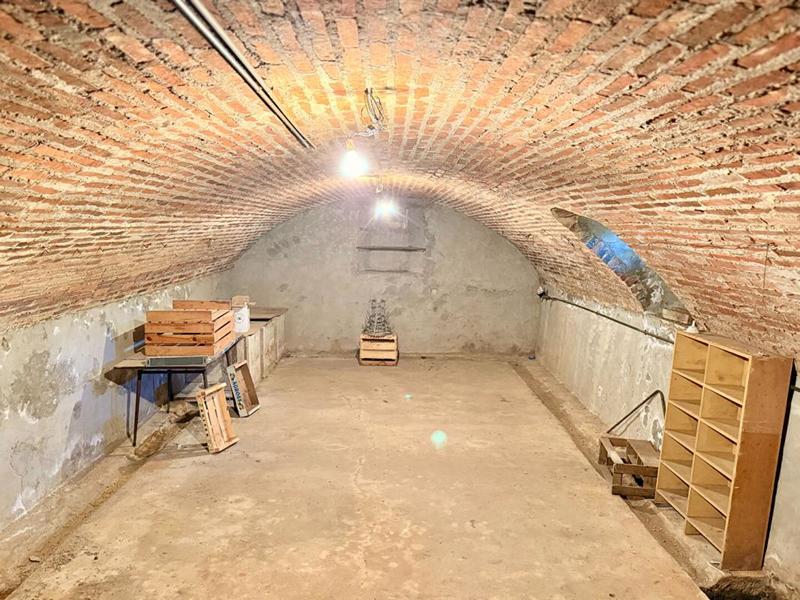 Maison - 270 m² - 12 pièces