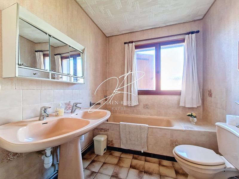 Maison - 139 m² - 5 pièces