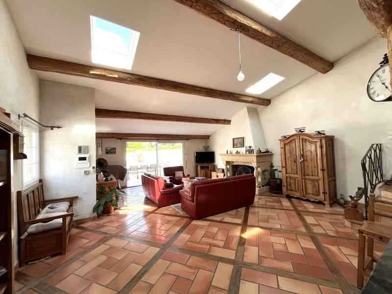 Maison - 193 m² - 5 pièces