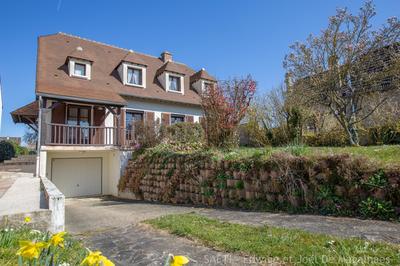 Maison - 163 m² - 6 pièces