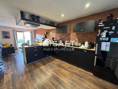 Maison - 81 m² - 4 pièces