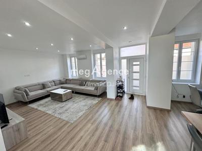 Maison - 143 m² - 5 pièces