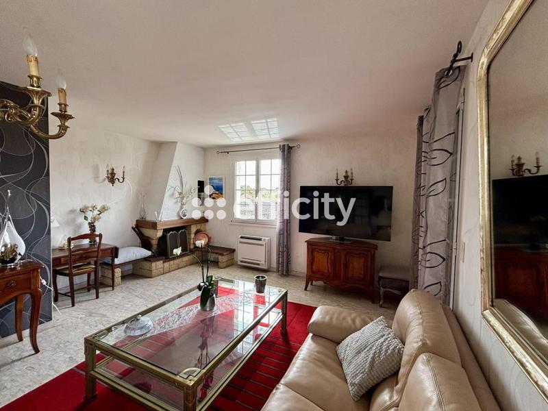 Maison - 175 m² - 7 pièces