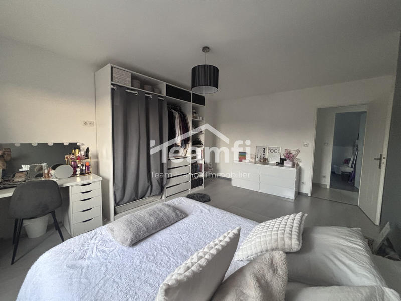 Maison contemporaine - 176 m² - 6 pièces