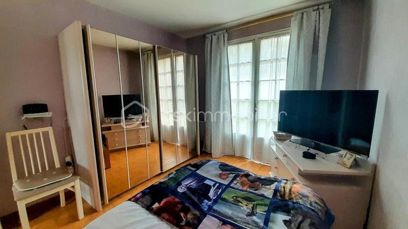 Maison - 128 m² - 7 pièces