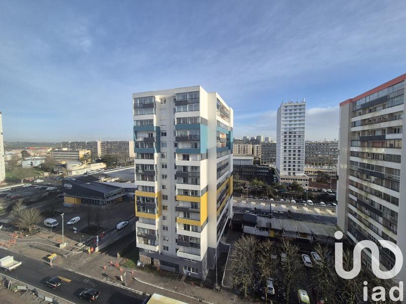 Appartement - 95 m² - 5 pièces